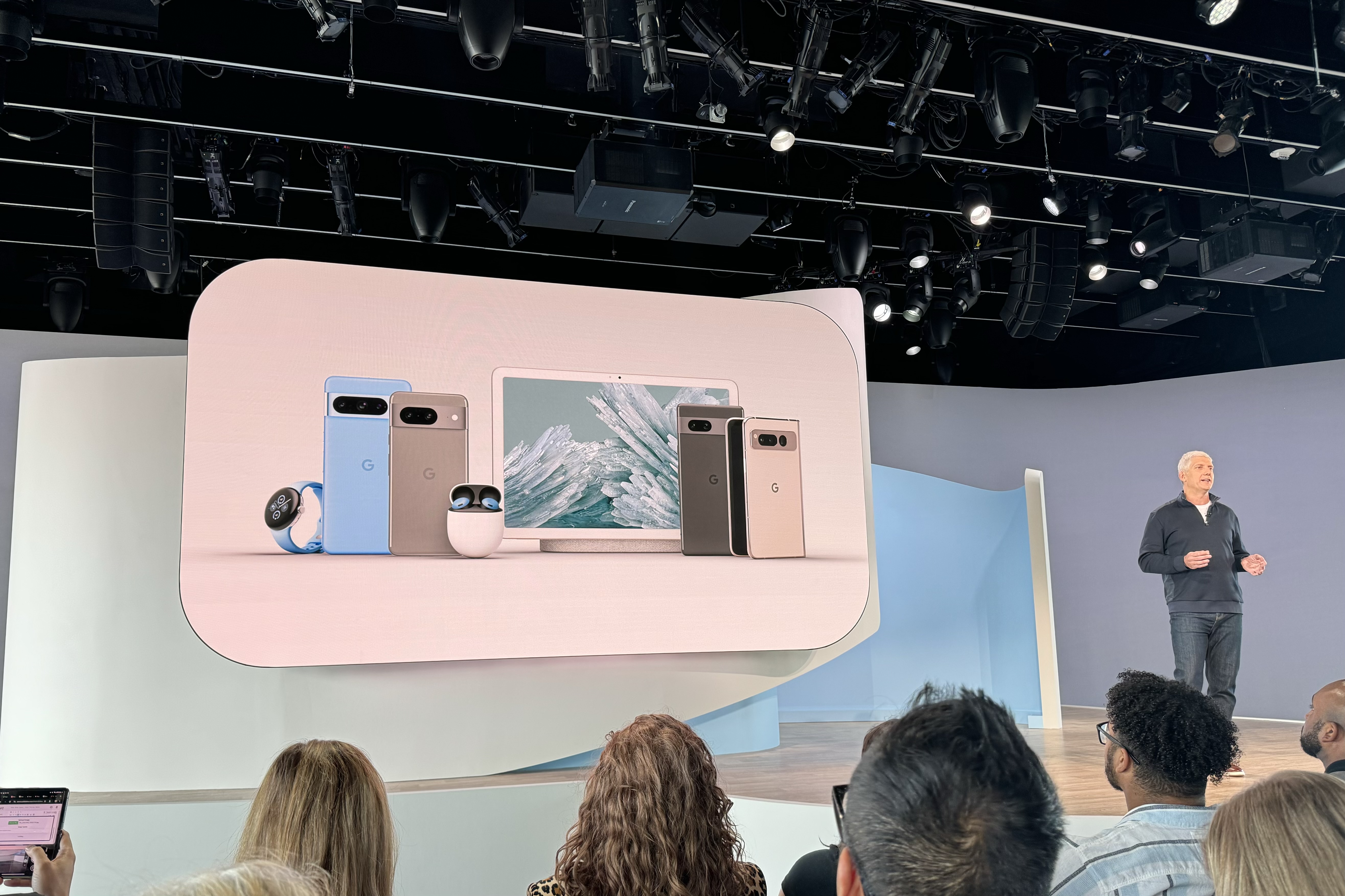 This week: A quick trip to NYC for Google's event and 50% off Lightning cables